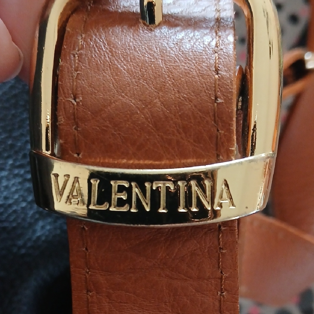 Valentina Leather Black and Brown Shoulder Bag - Picture 2 of 10